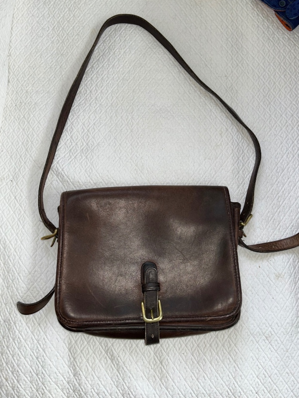 Coach Vintage 80s brown saddle leather crossbody shoulder bag purse USA